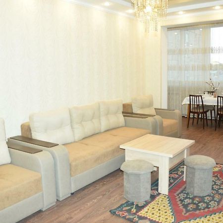 Massiv Apt 耶烈万 外观 照片